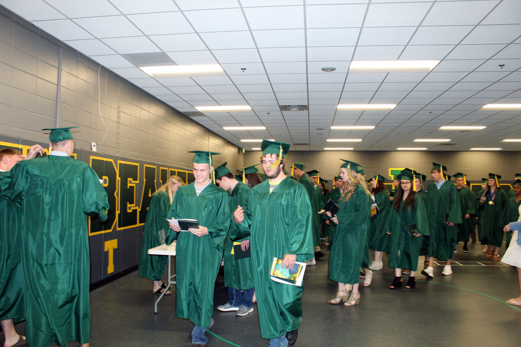 060219-ctzn-news-bd-grad136.jpg